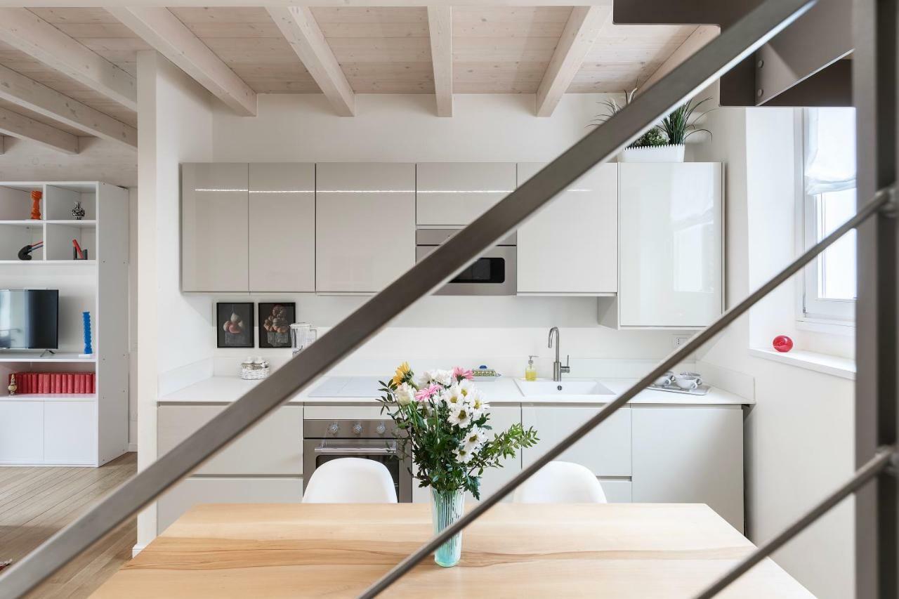Appartamento Rossini By Holiday Solutions Como Exterior photo